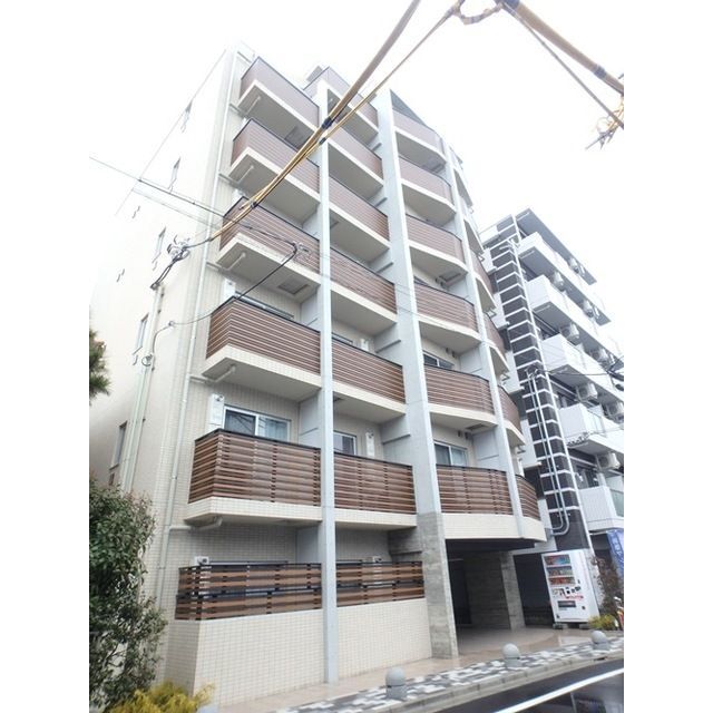 中板橋駅より徒歩9分 築9年11ヶ月 7階建の賃貸物件