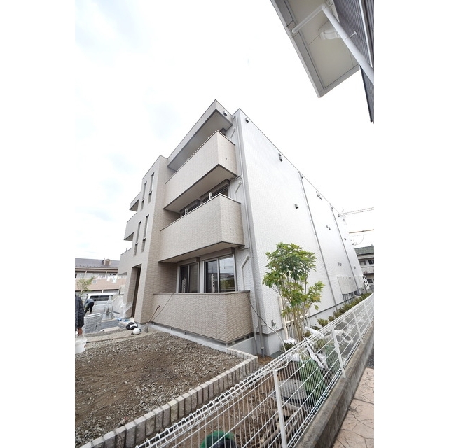 ラシーネ大泉町の賃貸物件