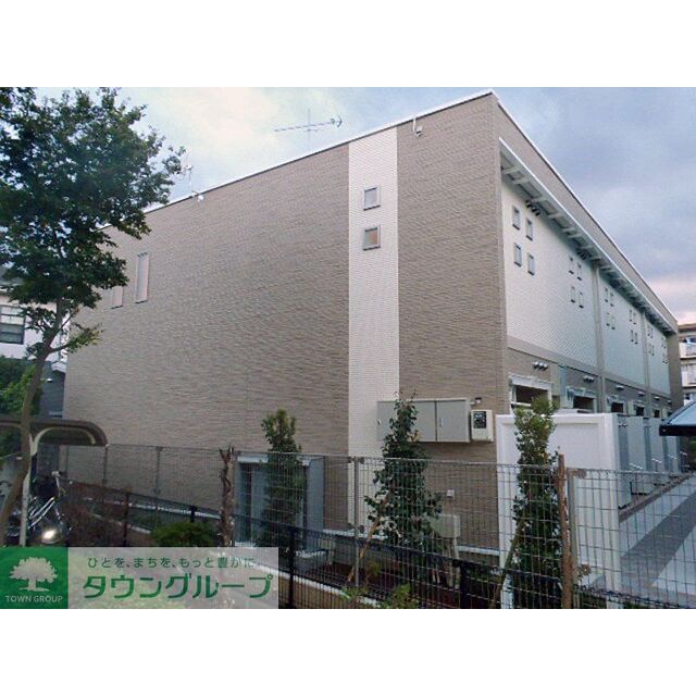 竹ノ塚駅より徒歩11分 築13年2ヶ月 2階建の賃貸物件