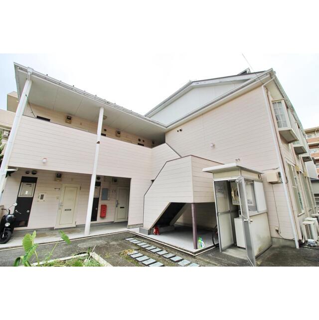 湘南深沢駅より徒歩6分 築38年 2階建の賃貸物件