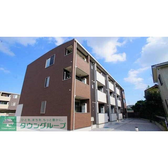 東松山駅より徒歩8分 築8年8ヶ月 3階建の賃貸物件