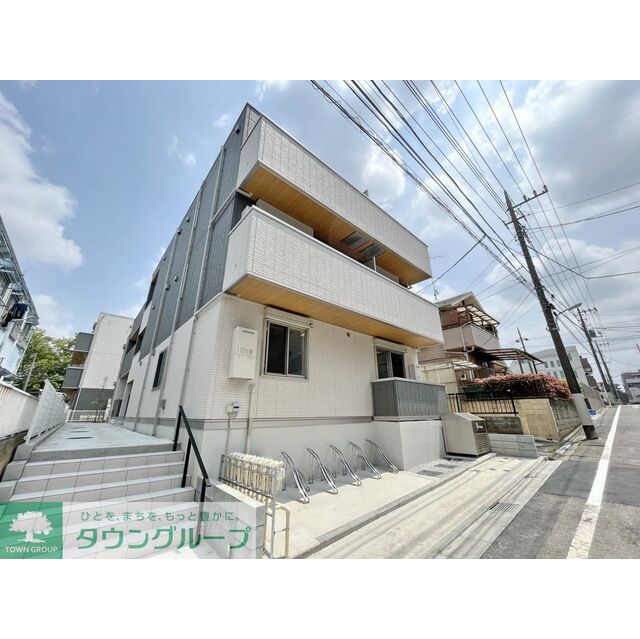 東武練馬駅より徒歩16分 築2年8ヶ月 3階建の賃貸物件