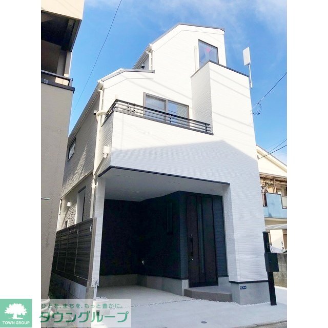 蒲田駅より徒歩12分 築2年6ヶ月 3階建の賃貸物件