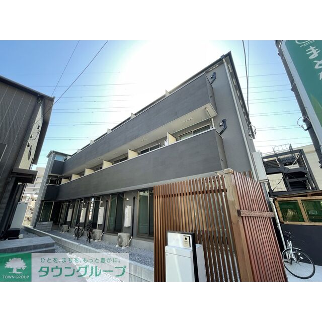 新井宿駅より徒歩10分 築1年9ヶ月 3階建の賃貸物件