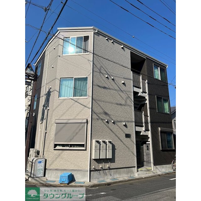 蕨駅より徒歩8分 築2年5ヶ月 3階建の賃貸物件