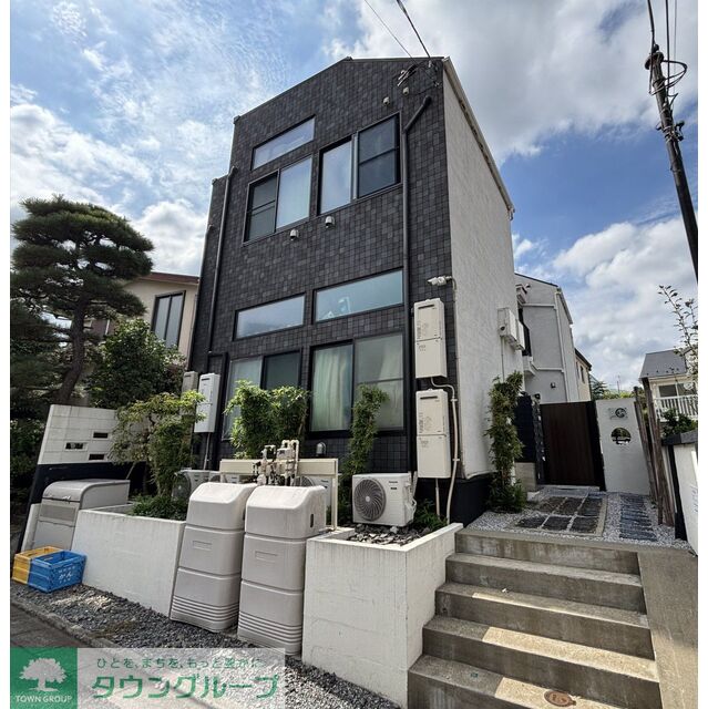 久我山駅より徒歩8分 築7年5ヶ月 2階建の賃貸物件