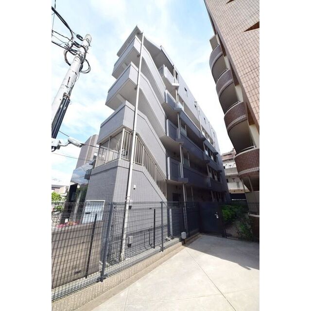 本蓮沼駅より徒歩2分 築18年5ヶ月 5階建の賃貸物件