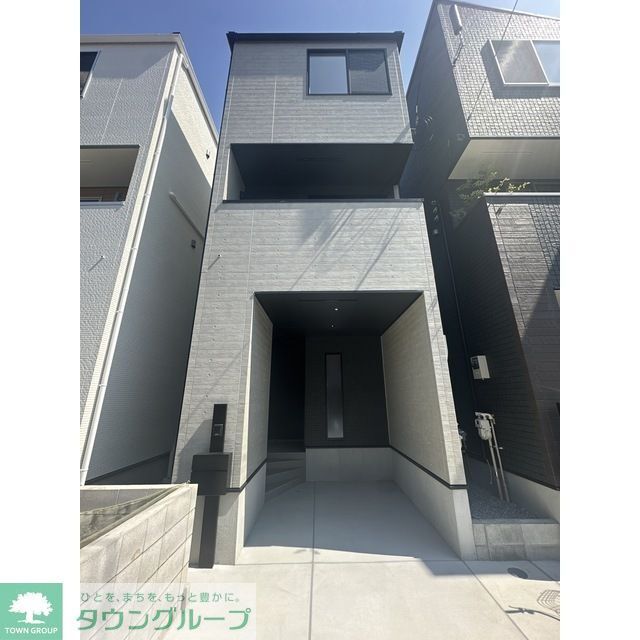 南与野駅より徒歩13分 新築 3階建の賃貸物件