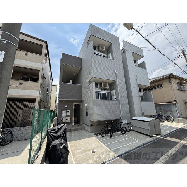 柴島駅より徒歩3分 築3年8ヶ月 2階建の賃貸物件