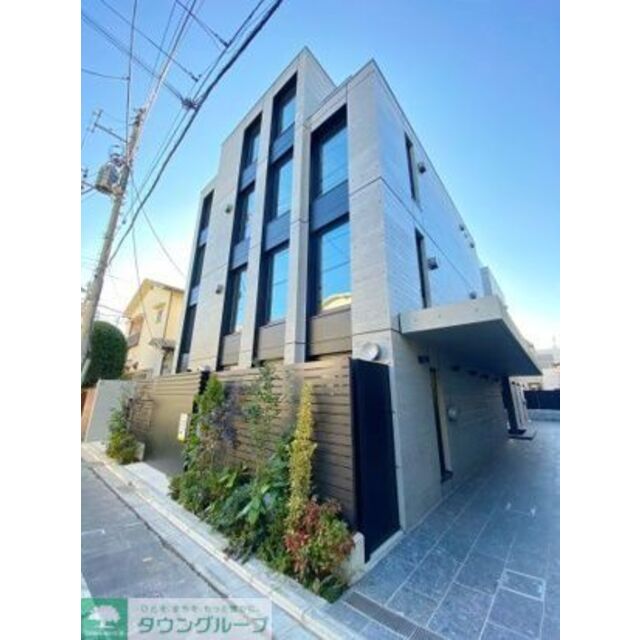 明大前駅より徒歩3分 築5年 4階建の賃貸物件