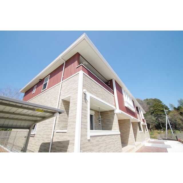 淵野辺駅よりバス10分 徒歩3分 築5年8ヶ月 2階建の賃貸物件