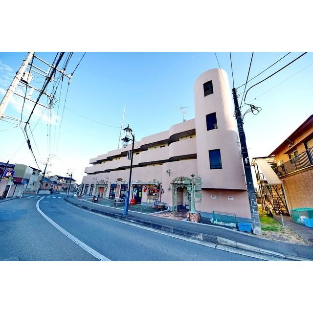 善行駅より徒歩10分 築31年10ヶ月 3階建の賃貸物件