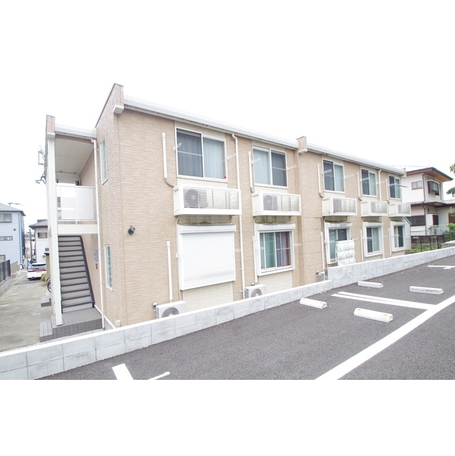 本厚木駅より徒歩20分 築13年4ヶ月 2階建の賃貸物件