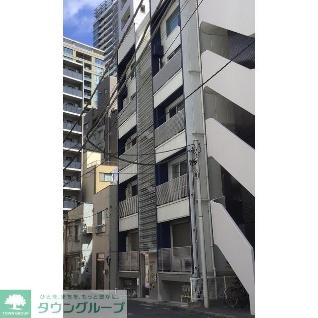 八丁堀駅より徒歩7分 築7年9ヶ月 5階建の賃貸物件