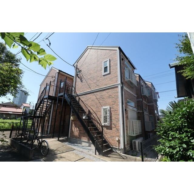 長津田駅より徒歩7分 築13年4ヶ月 2階建の賃貸物件