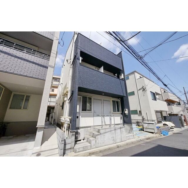 上板橋駅より徒歩5分 築6年8ヶ月 3階建の賃貸物件