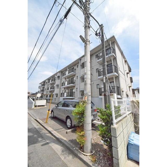 藤沢駅より徒歩16分 築32年4ヶ月 3階建の賃貸物件