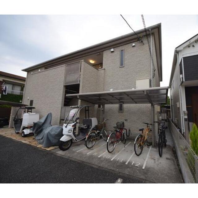 片瀬江ノ島駅より徒歩5分 築18年8ヶ月 2階建の賃貸物件