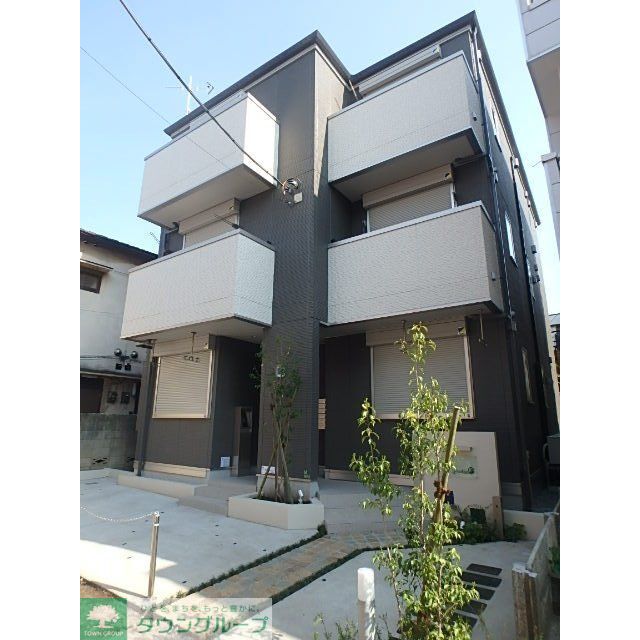 笹塚駅より徒歩7分 築10年7ヶ月 3階建の賃貸物件