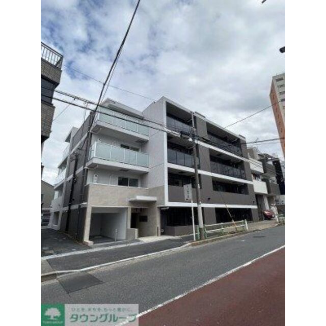 新板橋駅より徒歩4分 築2年10ヶ月 4階建の賃貸物件