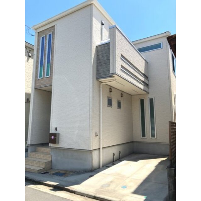 黄金町駅より徒歩13分 築7年6ヶ月 2階建の賃貸物件