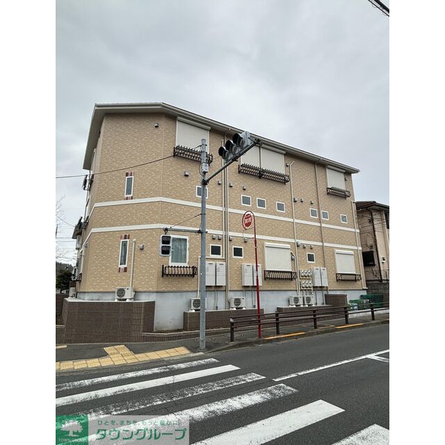 唐木田駅より徒歩6分 築1年9ヶ月 3階建の賃貸物件