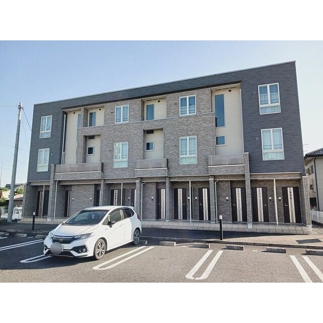 剛志駅より徒歩36分 築13年8ヶ月 3階建の賃貸物件