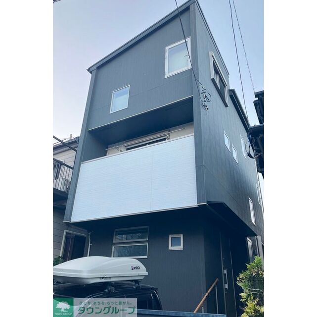 相模大塚駅より徒歩8分 築8年4ヶ月 3階建の賃貸物件