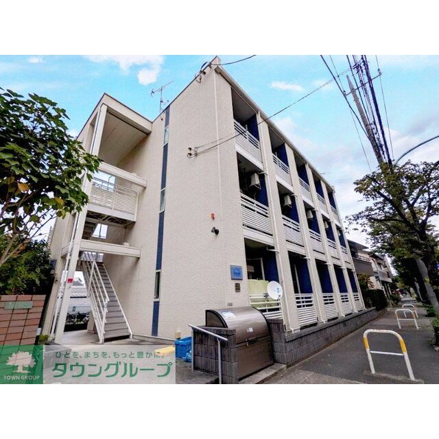 扇大橋駅より徒歩10分 築11年8ヶ月 3階建の賃貸物件