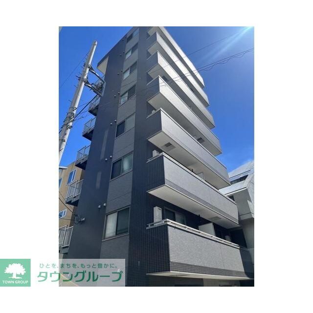 参宮橋駅より徒歩2分 築13年7ヶ月 8階建の賃貸物件