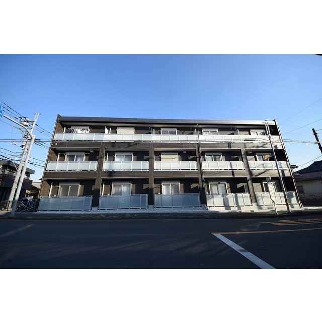 新秋津駅より徒歩19分 築8年3ヶ月 3階建の賃貸物件