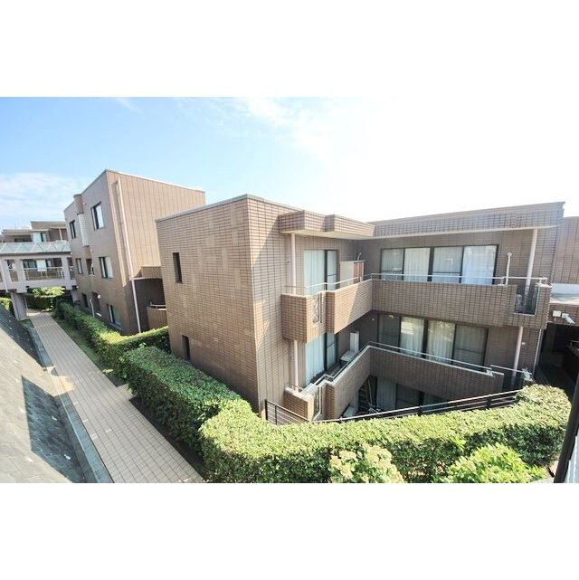 グローリア初穂大倉山の賃貸物件