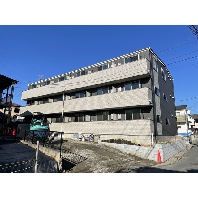見沼代親水公園駅より徒歩27分 築1年7ヶ月 3階建の賃貸物件