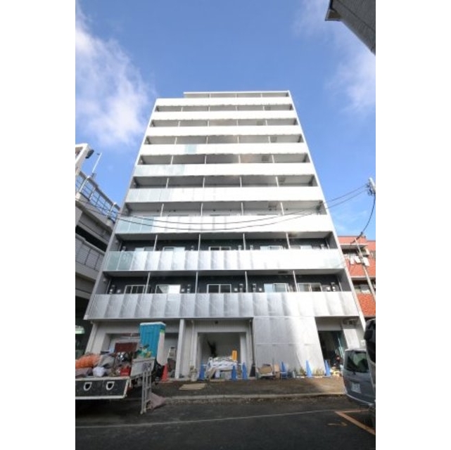 下板橋駅より徒歩8分 築6年 10階建の賃貸物件