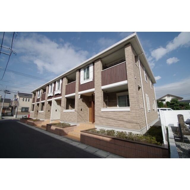 倉見駅より徒歩17分 築10年5ヶ月 2階建の賃貸物件