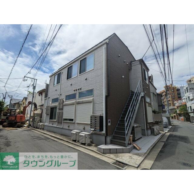 駒沢大学駅より徒歩9分 築8年 2階建の賃貸物件