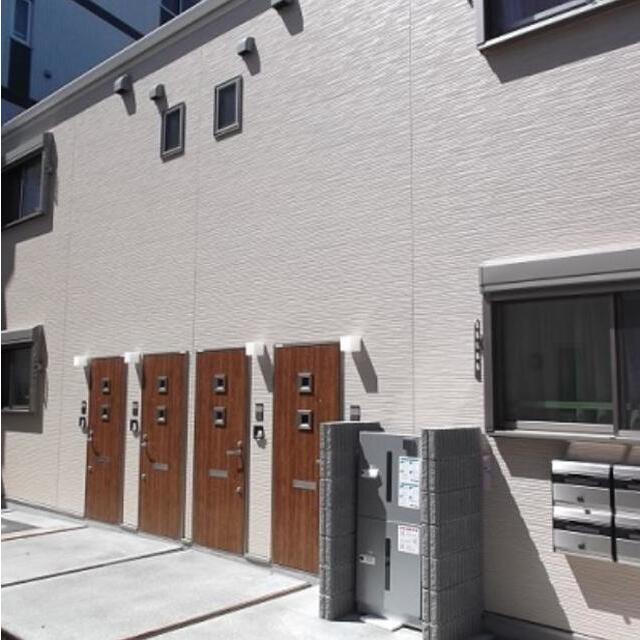 亀有駅より徒歩11分 築9年3ヶ月 2階建の賃貸物件