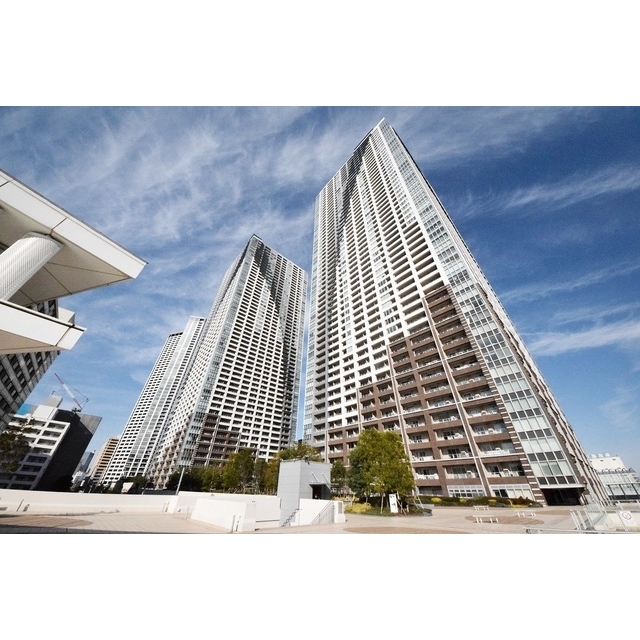 勝どき駅より徒歩6分 築17年10ヶ月 58階建の賃貸物件