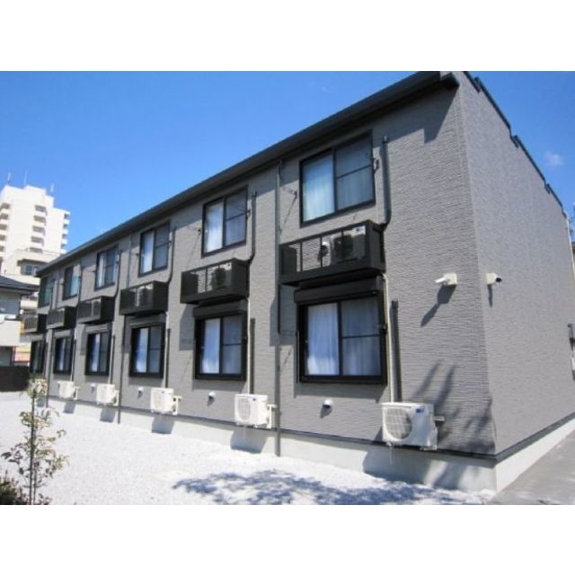 高尾駅より徒歩10分 築14年1ヶ月 2階建の賃貸物件