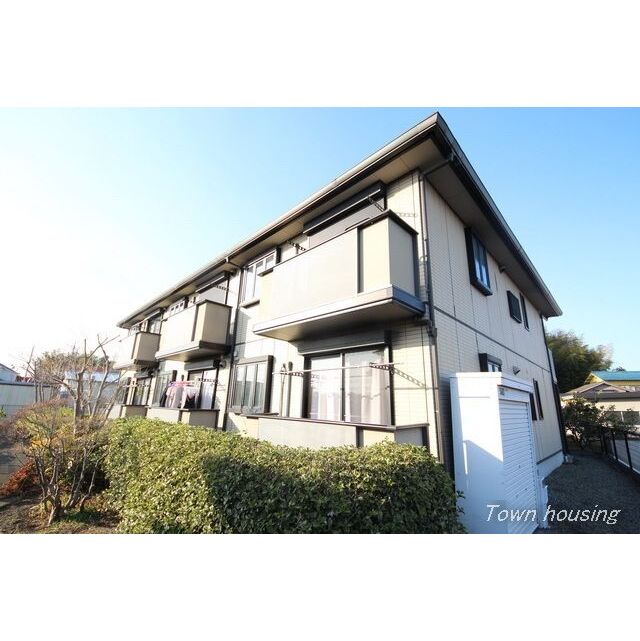 市が尾駅よりバス10分 徒歩1分 築24年6ヶ月 2階建の賃貸物件