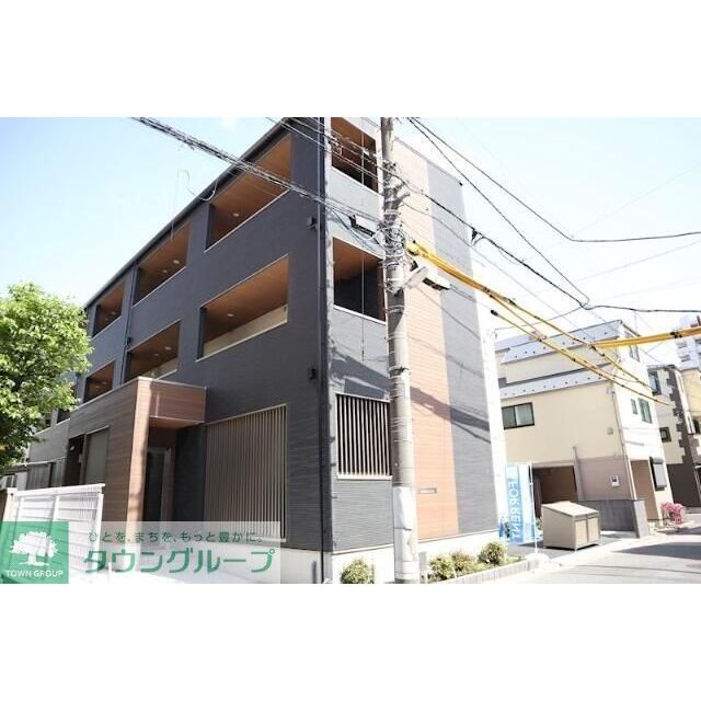 お花茶屋駅より徒歩12分 築3年7ヶ月 3階建の賃貸物件