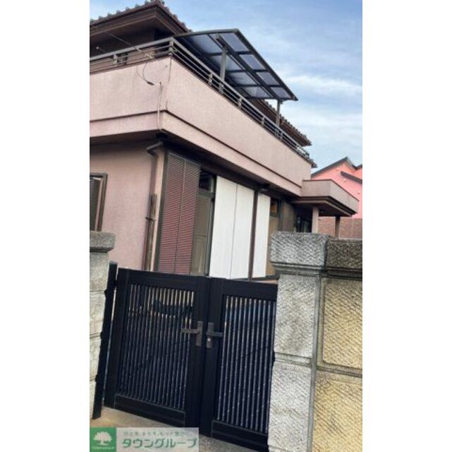 越谷駅よりバス4分 徒歩4分 築39年9ヶ月 2階建の賃貸物件