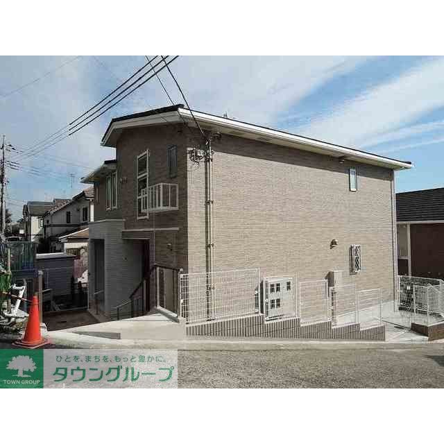 山田駅より徒歩10分 築8年 2階建の賃貸物件