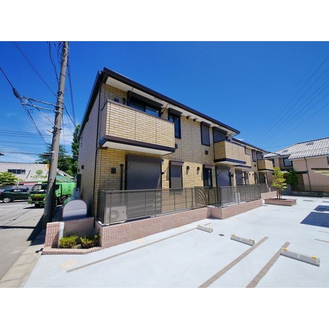 田無駅より徒歩15分 築7年5ヶ月 2階建の賃貸物件