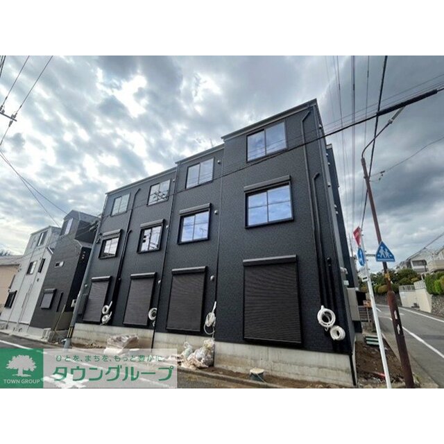 柴崎体育館駅より徒歩9分 新築 3階建の賃貸物件