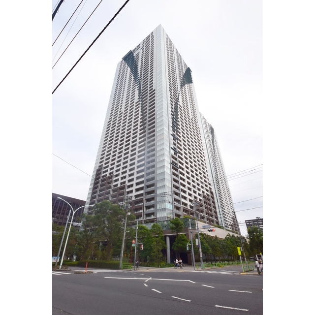 勝どき駅より徒歩6分 築17年10ヶ月 58階建の賃貸物件