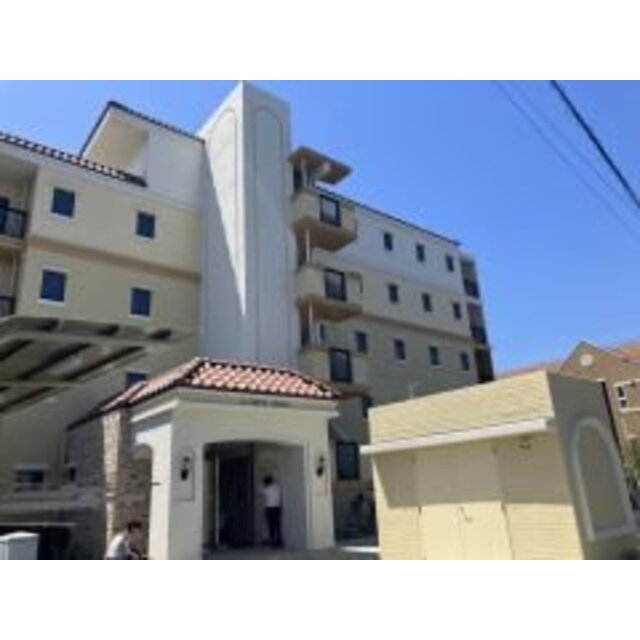 LeFLEUROMIYAの賃貸物件