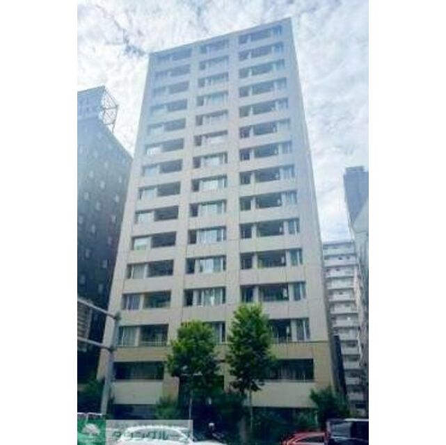 茅場町駅より徒歩2分 築12年9ヶ月 15階建の賃貸物件