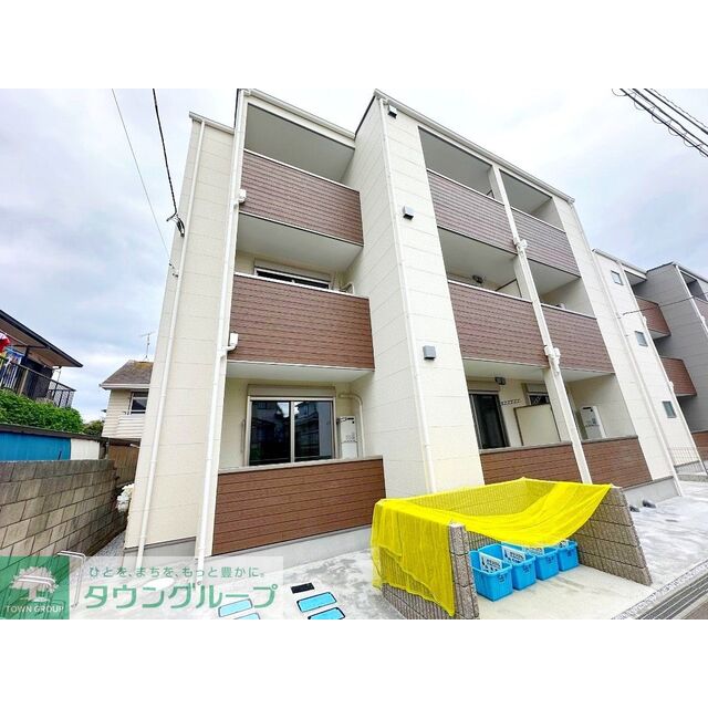 愛甲石田駅より徒歩13分 新築 3階建の賃貸物件