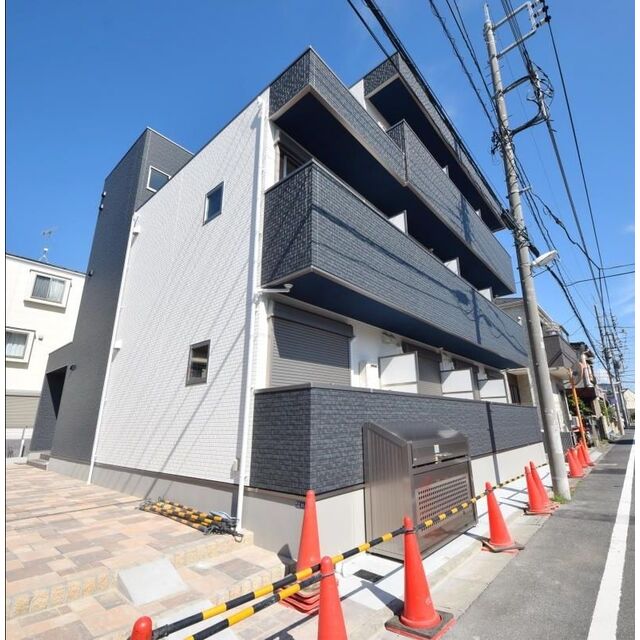 新柴又駅より徒歩5分 築4年3ヶ月 3階建の賃貸物件
